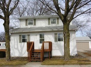 101 E Chatham St, Lexington, IL 61753