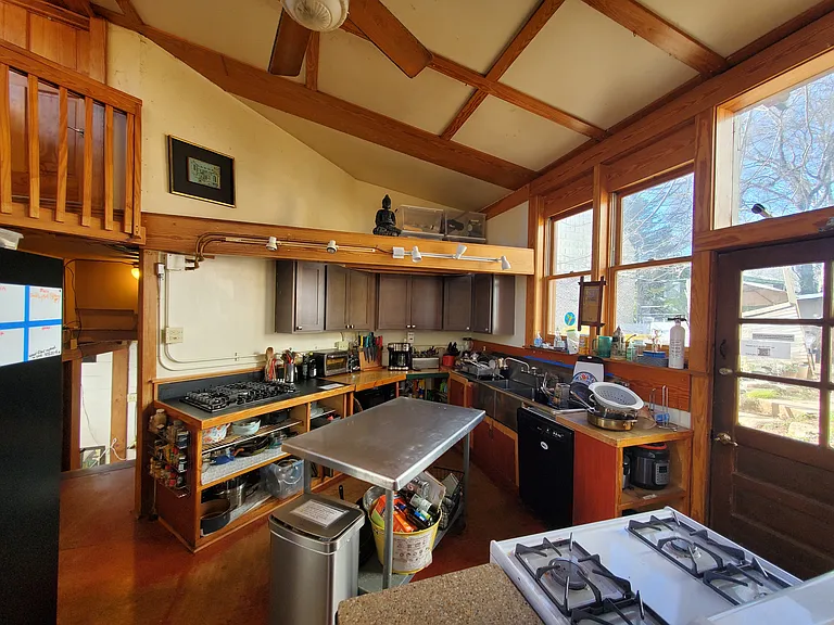 317 Nelms Ave NE — Photo 8