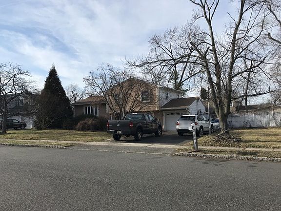 2nd image of 701 Ellis Pkwy