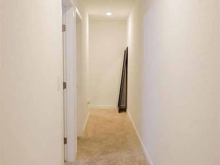 148 SE 5th Ct — Photo 21