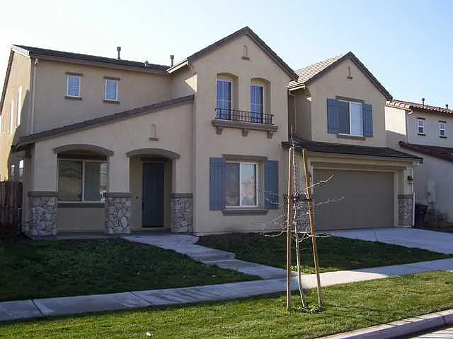 2512 Kodiak Dr photo 1