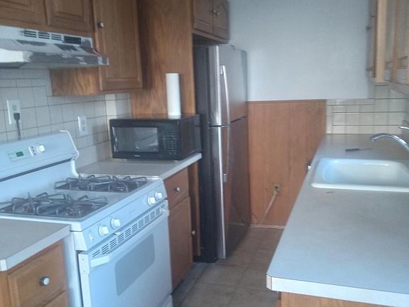 4th image of 92-35 224th St #1