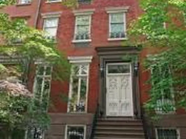 133 West 12th Street image 1 of 5