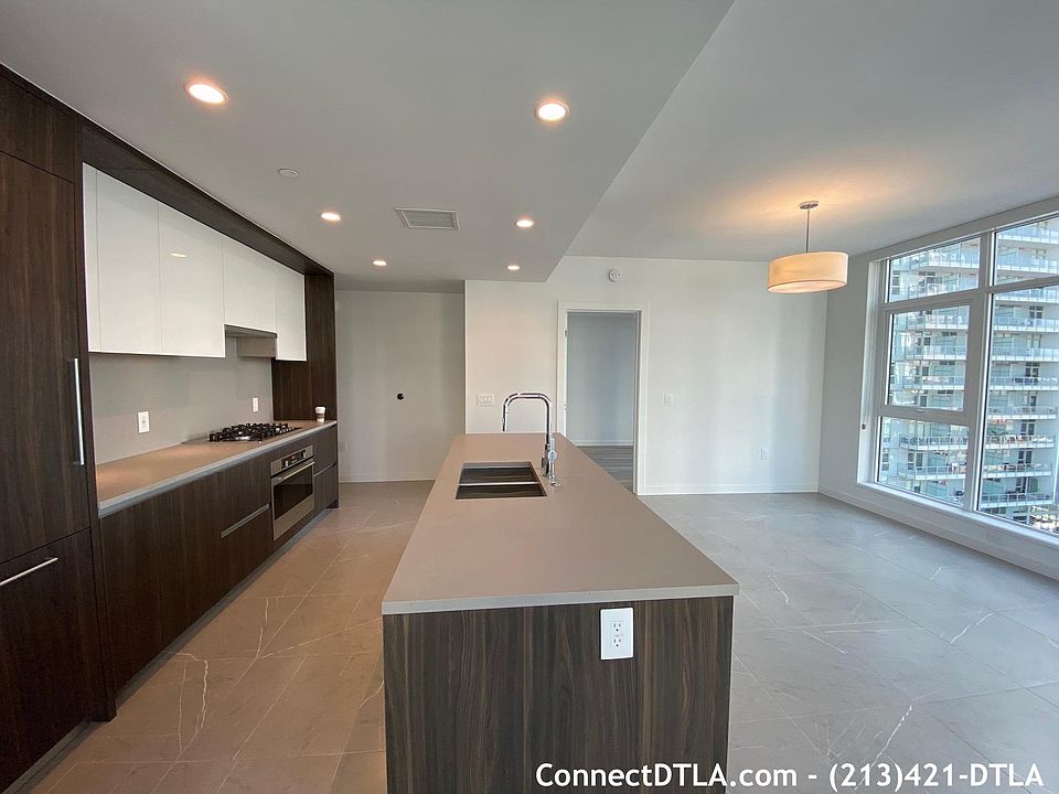 1st image of 1201 S Flower St #1720