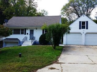 45 Old Chestnut Hill Rd, Millville, MA 01529