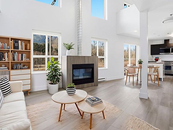 3rd image of 40775 Tantalus Rd #1