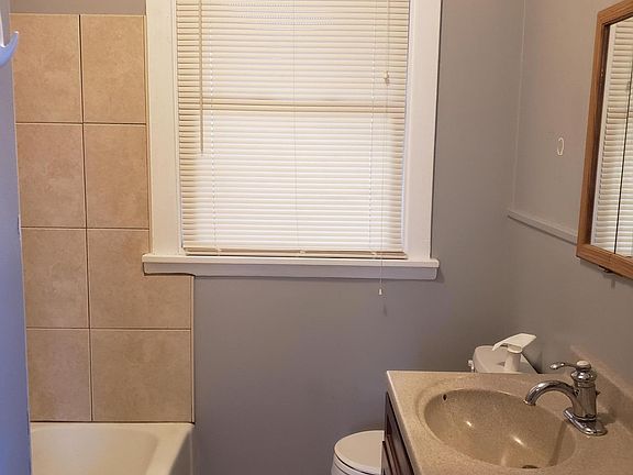 5th image of 1001 Garfield St Floor 2