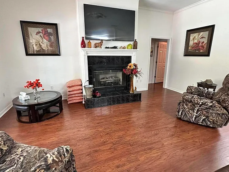 22490 Pine St — Photo 7