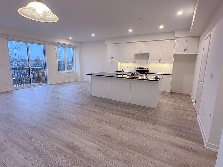 160 Densmore Rd #24 — Photo 2