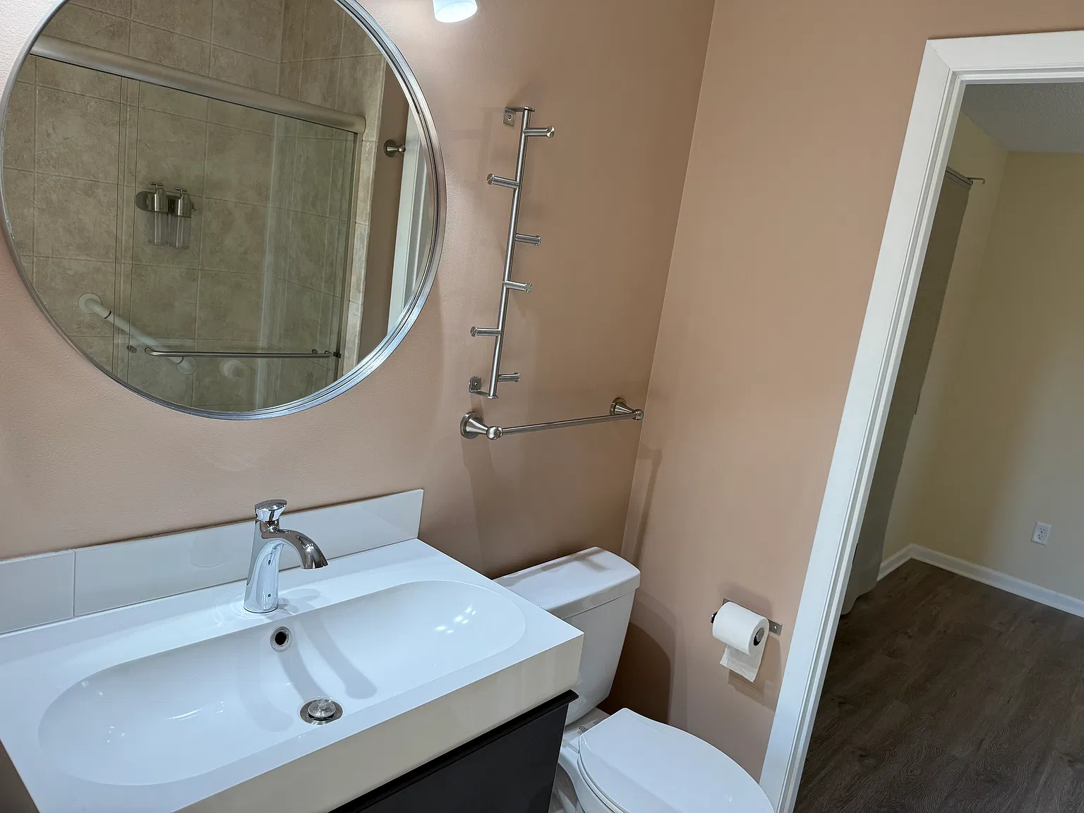 2 bed, 1.5 bath, 1158 sqft, $2,100 — Photo 4
