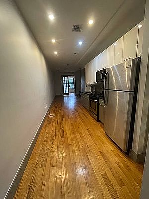 2nd image of 1438 Greene Ave APT 2L