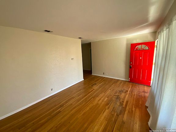3rd image of 2519 W MULBERRY AVE