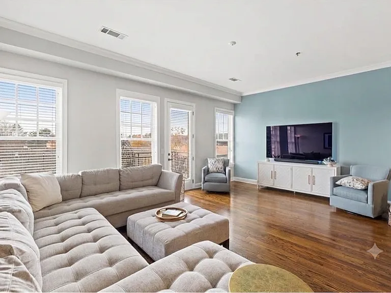360 Chambers St #1-202 — Photo 10