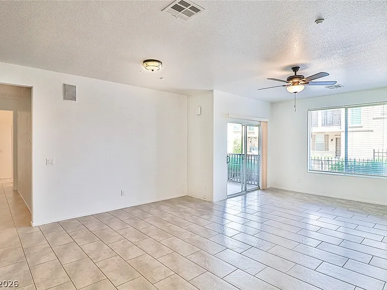 4437 Dover Straight St #105 — Photo 2