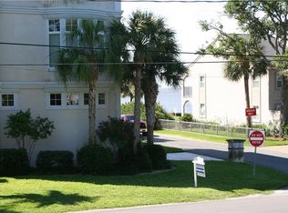 1121 Beachview Dr APT C, Saint Simons Island, GA 31522