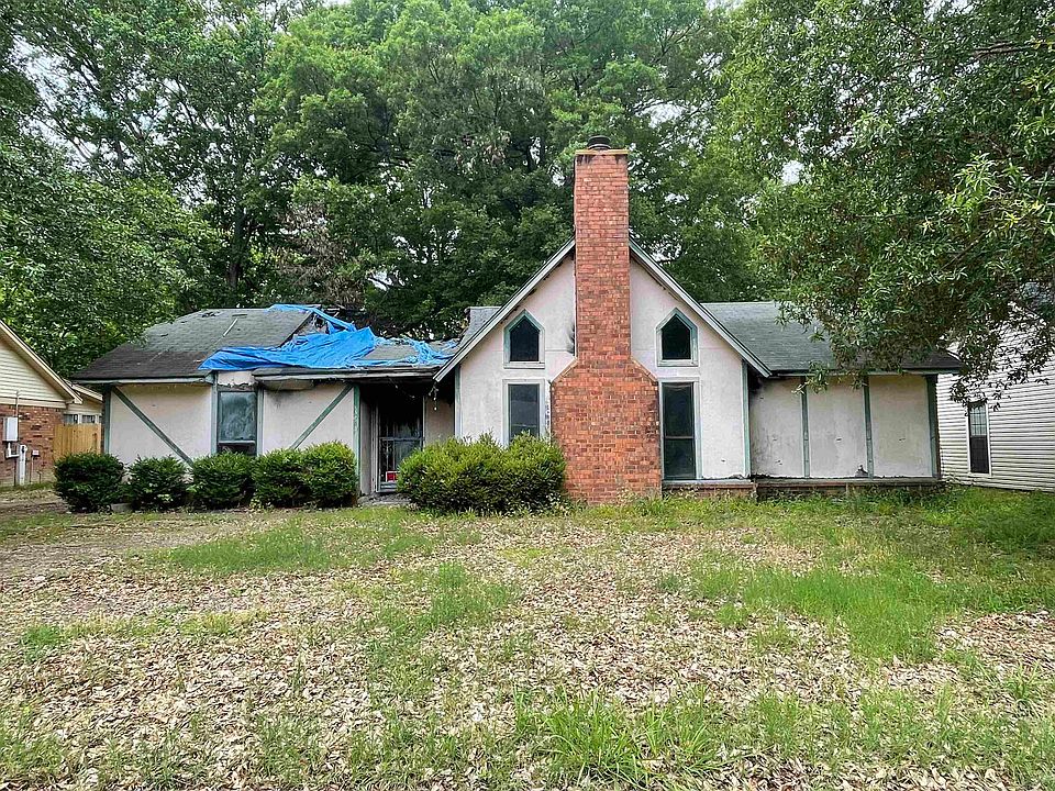 1st image of 5863 Lake Port Dr W
