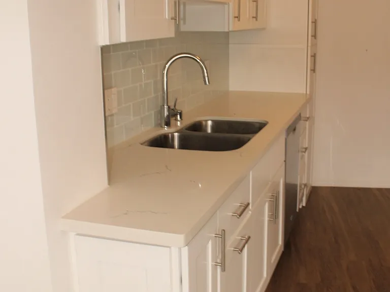 1405 Amherst Ave #208 — Photo 7