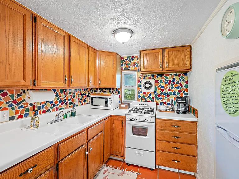 614 Flamingo Dr — Photo 12
