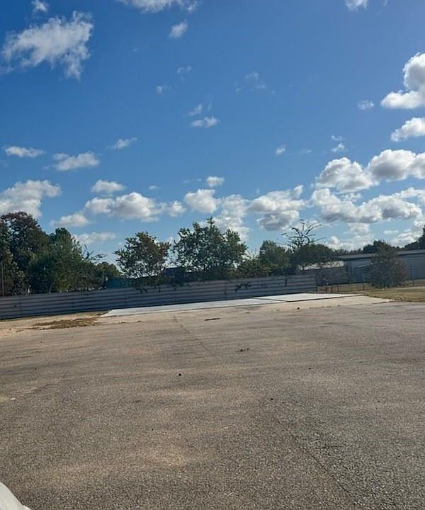 2nd image of 0 Airport Ave