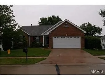 715 Spring Crest Ct photo 1