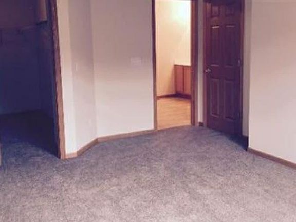4th image of 3027 Juniper Ln Unit C