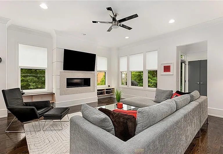 3571 Blair Cir — Photo 6