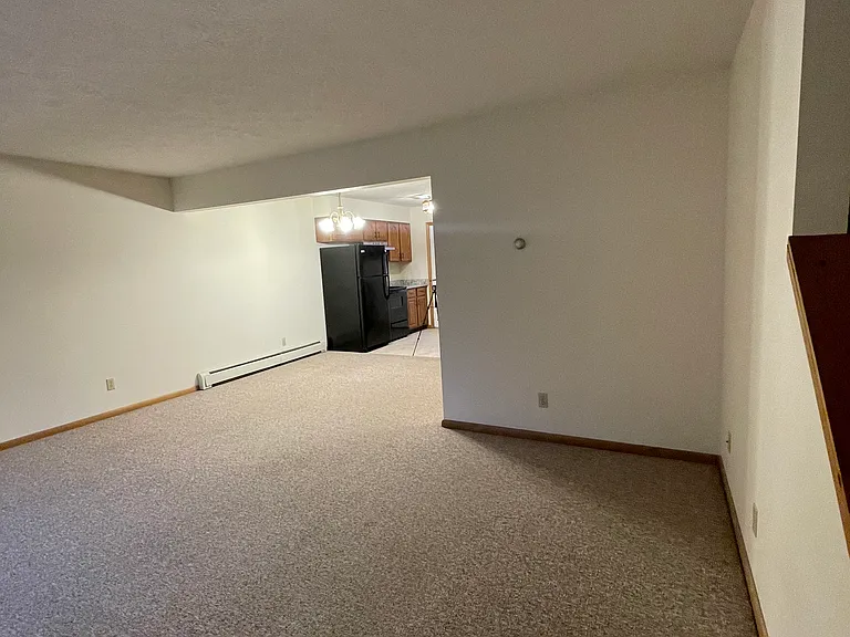 104 Maple Ave #3 — Photo 5