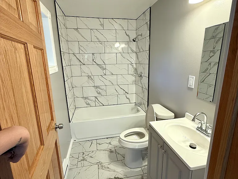 112 Old Glenwood Rd #2 — Photo 7