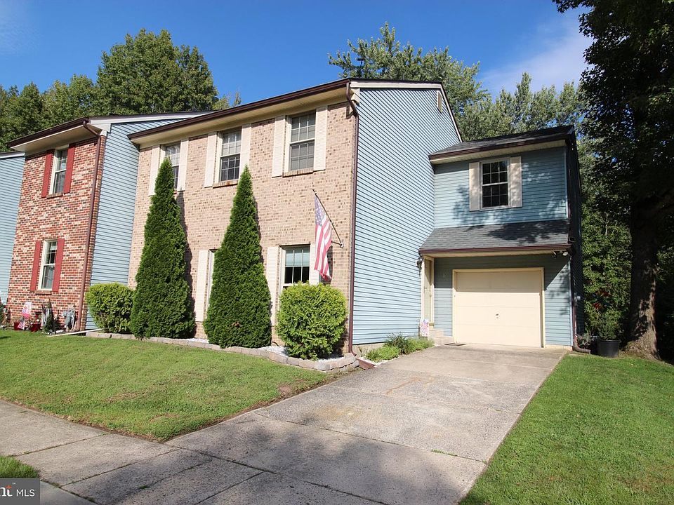 1st image of 1 Blackhawk Ct
