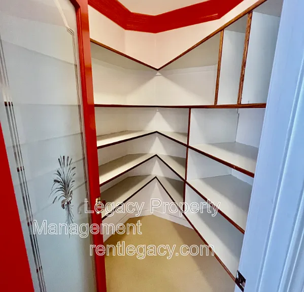 2552 Cotswold Hill Dr — Photo 7