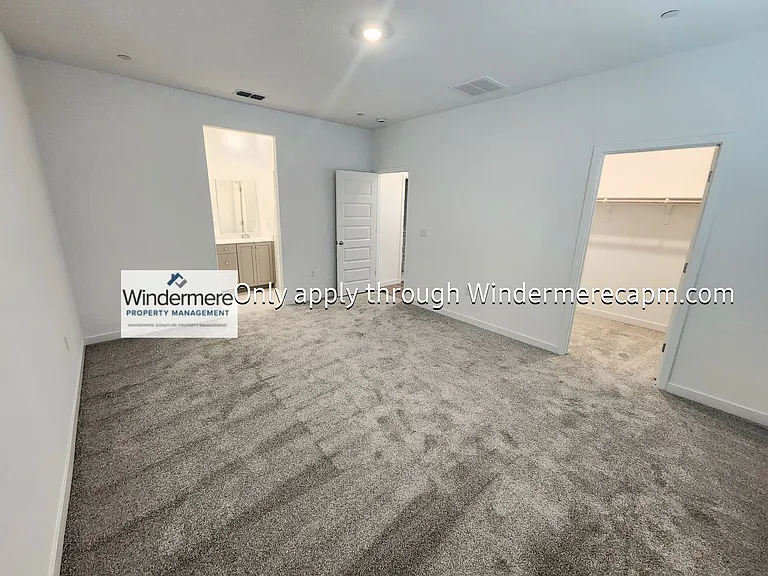 8403 Sinesky Way — Photo 14
