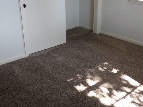 2nd image of 715 Pasadena Ave