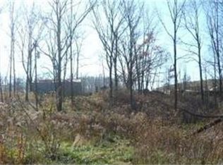 9150 Spicer Rd, Brighton, MI 48116