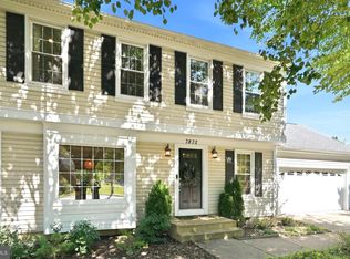 7832 Fordson Rd, Alexandria, VA 22306