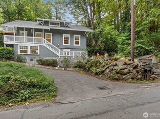 2106 Fairmount Avenue SW, Seattle, WA 98126