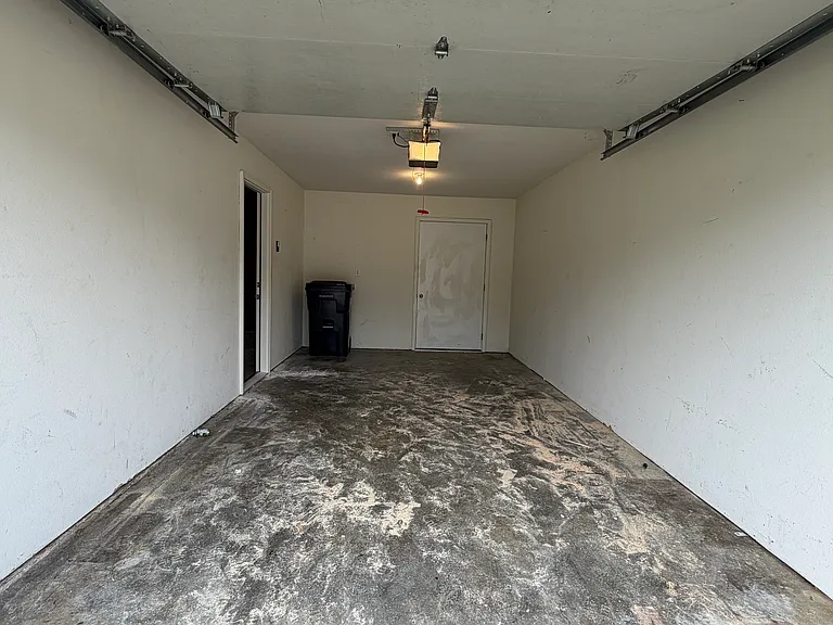 1418 Greensboro Dr — Photo 14