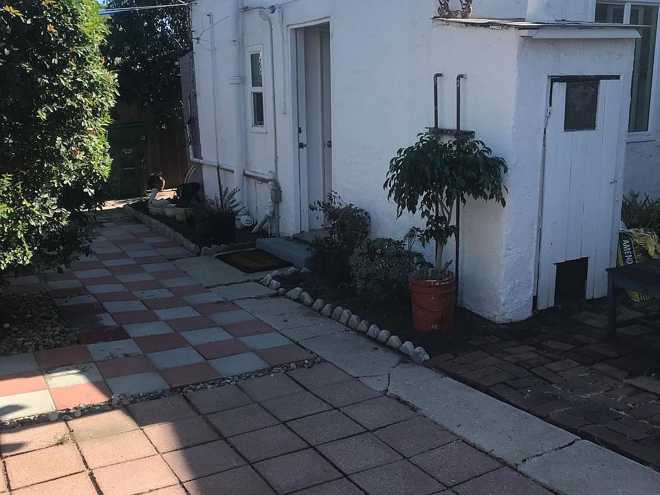 Outdoor looking at studio