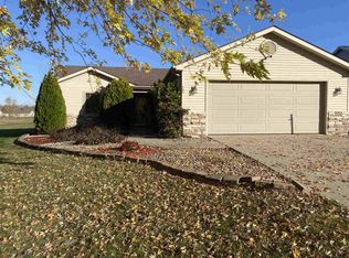 702 Cora Ln, Fremont, IN 46737