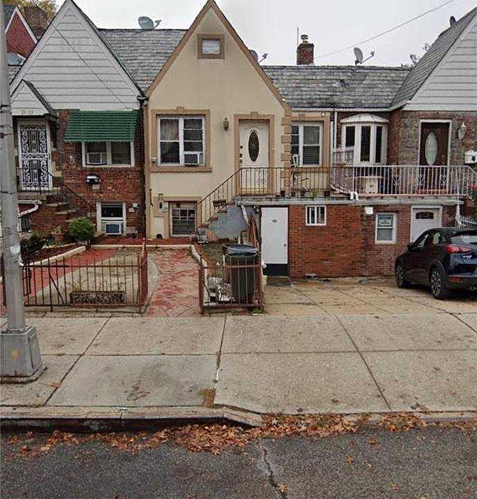 1st image of 2505 82nd St