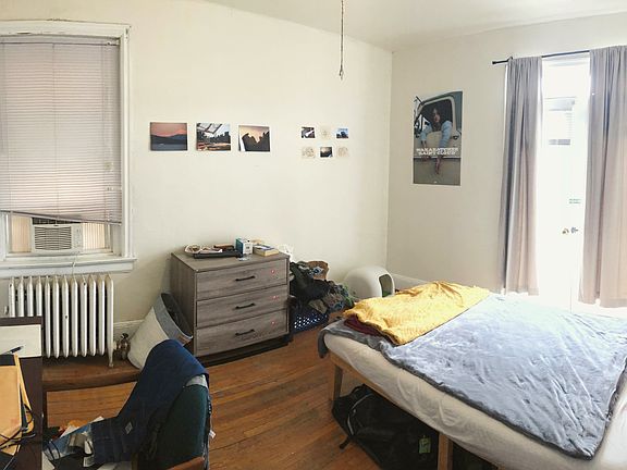 4th image of 203 N Plum St APT 3