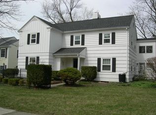 1703 Shadford Rd, Ann Arbor, MI 48104