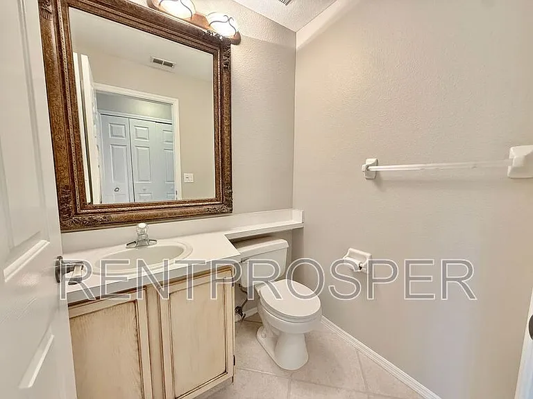 2205 Wyndam Way — Photo 5