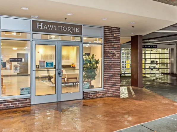 Hawthorne Apartments