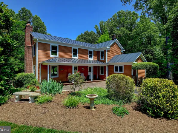 12231 Henderson Rd, Clifton, VA 20124