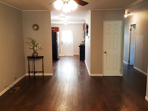 5th image of 26 Aspen Ln