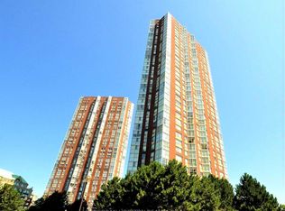 7 Concorde Pl #502, Toronto, ON M3C 3N4