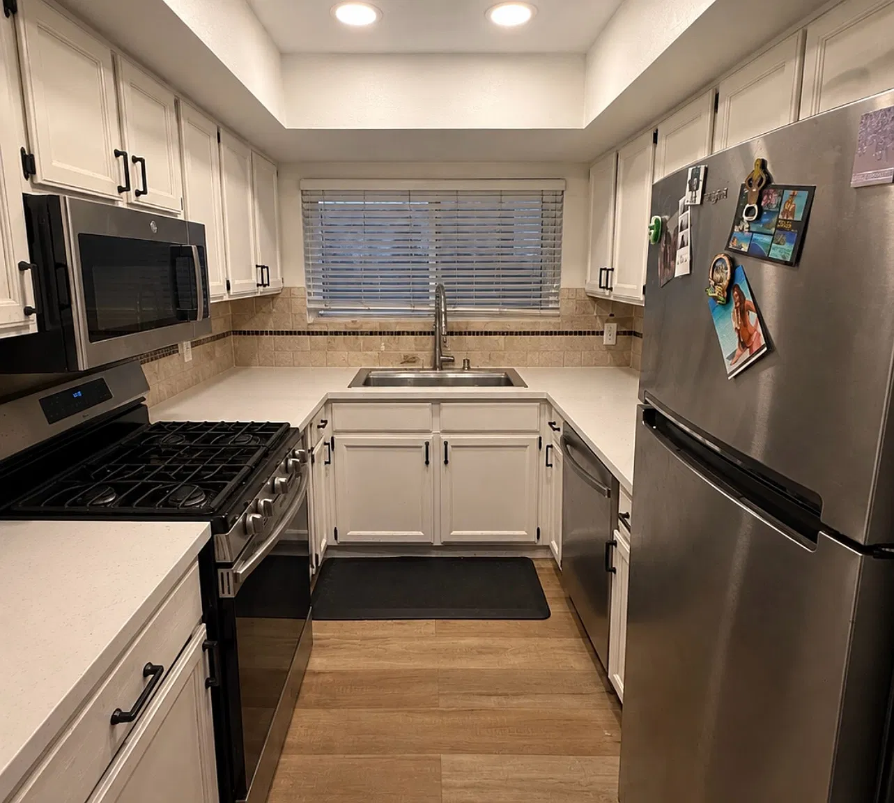 3 bed, 1150 sqft, $6,100 — Photo 3