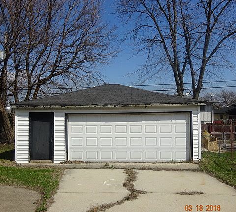 2nd image of 14343 Lincoln Ave