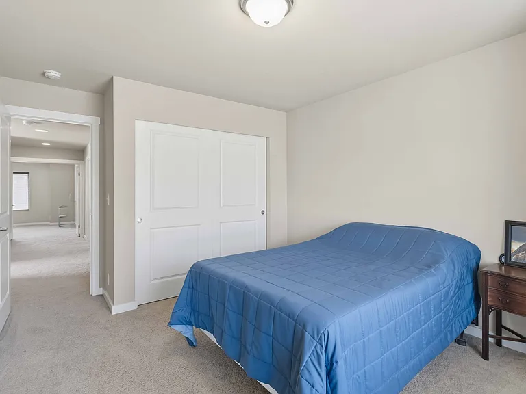 6338 Victoria Ave SE — Photo 7