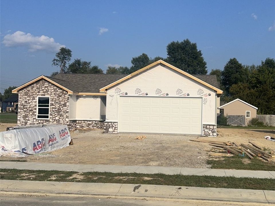 1st image of 423 Garrison Street
